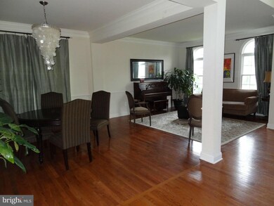 2221 Hollowoak Dr, Hanover, MD 21076 - photo 5