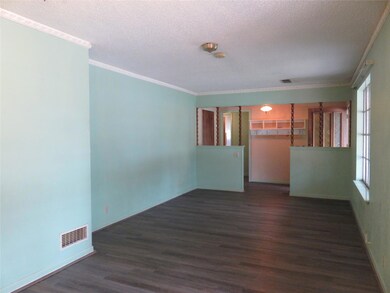 3611 Oakwood St, Denison, TX 75020 - photo 7