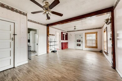 713 S Wine St, Gainesville, TX 76240 - photo 4