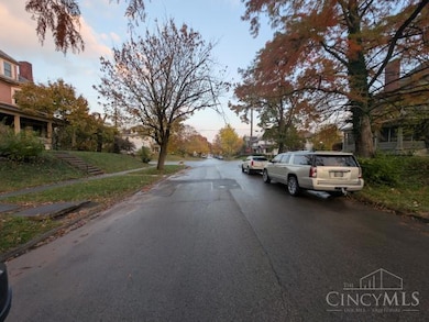 108 Cambridge Ave, Dayton, OH 45406 - photo 3