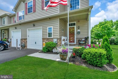 122 Nicole's Way, Morrisville, PA 19067 - photo 2