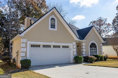 1024 Oakwood Chase Cir, Stone Mountain, GA 30083 - photo 4