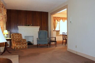 1109 Dean St, Schenectady, NY 12309 - photo 4
