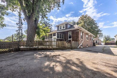 1326 Campbell Ave, Des Plaines, IL 60016 - photo 4