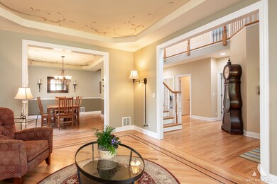 311 N Walnut St, Elmhurst, IL 60126 - photo 4