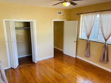 1400 NE 148th St, Miami, FL 33161 - photo 5