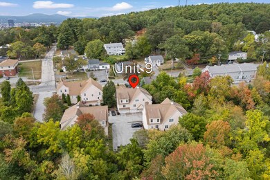 721 Mammoth Rd unit 9, Manchester, NH 03104 - photo 4