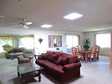 18844 N Aztec Dr, Sun City, AZ 85373 - photo 5