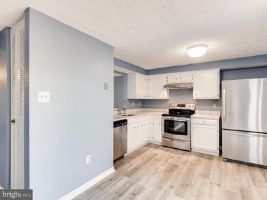 70 Triple Crown Ct, Windsor Mill, MD 21244 - photo 4