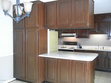 6609 Musket Dr, Louisville, KY 40228 - photo 6