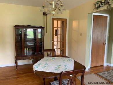 12 Marwood St, Albany, NY 12209 - photo 5