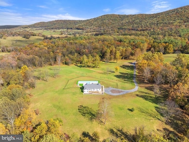 4050 Carrington Rd, Delaplane, VA 20144 - photo 6