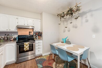 285 E Deshler Ave unit 287, Columbus, OH 43206 - photo 7