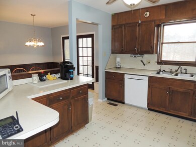 20 Weldon Dr, New Bloomfield, PA 17068 - photo 5