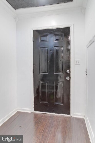 2213 Brunt St, Baltimore, MD 21217 - photo 6