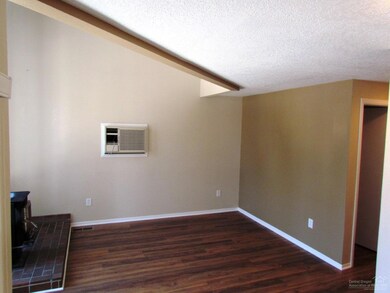 2153 NW Hill St unit 4, Bend, OR 97703 - photo 6