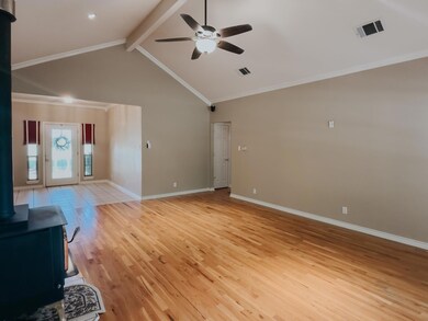 205 Woodside Ct, Corsicana, TX 75109 - photo 5