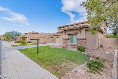 4660 E Peach Tree Dr (21 of 46)