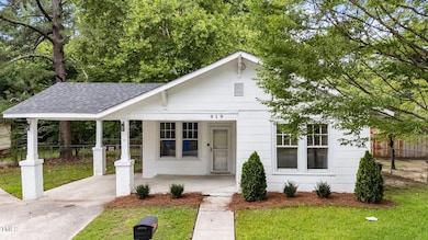 919 College Cir N, Wilson, NC 27893 - photo 2