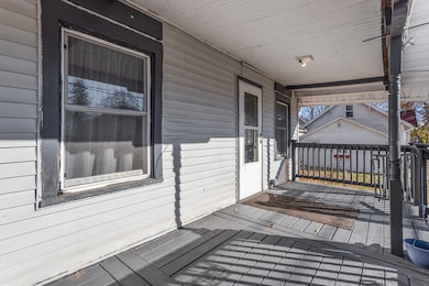 13 Fairview Ave, Battle Creek, MI 49017 - photo 2