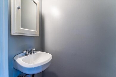 1208 Tee Ct, Allentown, PA 18106 - photo 5