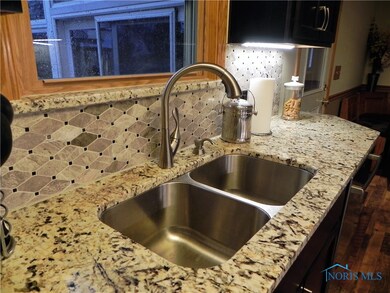 4268 Rose Point Ct, Toledo, OH 43611 - photo 7