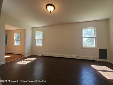 722 Monmouth Pkwy unit 1, North Middletown, NJ 07748 - photo 5