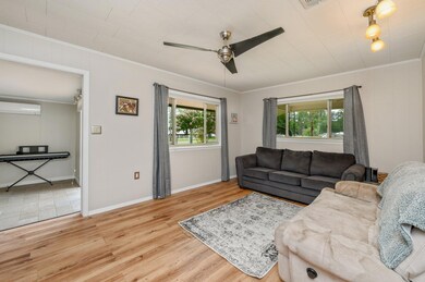 11-web-or-mls-689 Twin Lakes Dr-06 - Cop