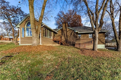 3500 S Delaware Ave, Independence, MO 64055 - photo 4