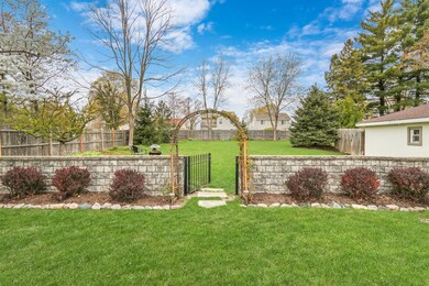 128 W Park St, Mundelein, IL 60060 - photo 3