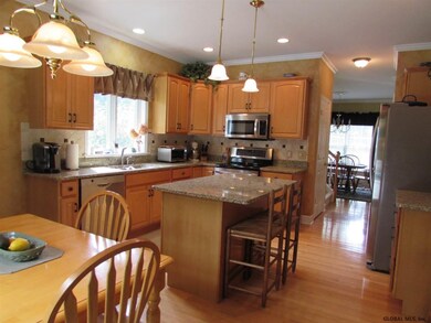 44 Liberty Way, Clifton Park, NY 12065 - photo 5