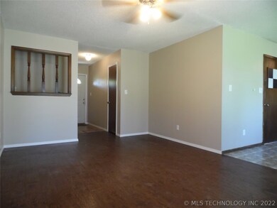 500 N Oklahoma Ave, Haskell, OK 74436 - photo 3