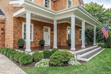 957 Peconic Bay Blvd, Jamesport, NY 11947 - photo 3