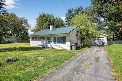 807 Amherst Dr, Rome, NY 13440 - photo 2