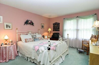 360 Red Bud Place, Buffalo Grove, IL 60089 - photo 7