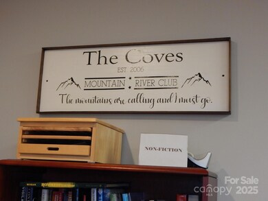 1061 Round Rock Rd unit 56, Johns River, NC 28645 - photo 5