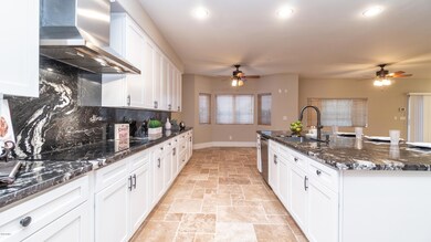 6950 E Dixileta Dr-18