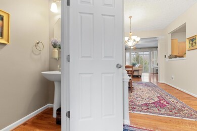 9367 Stoneybrooke unit 10G, Cincinnati, OH 45231 - photo 6