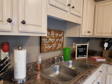 301 Holly Marie Dr, Mount Washington, KY 40047 - photo 7