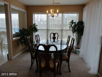 9260 Cardinal Forest Ln unit 101, Lorton, VA 22079 - photo 5