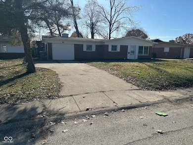 6149 Woodfox Ct, Indianapolis, IN 46226 - photo 4