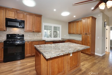 61 Saddleback Rd, Tustin, CA 92780 - photo 5