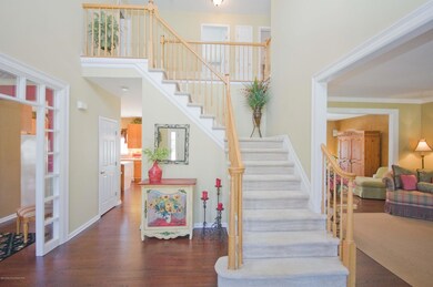 004_FOYER
