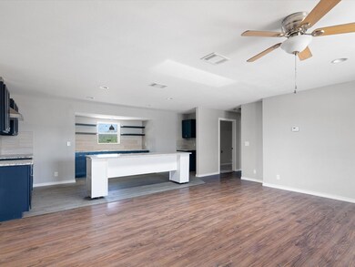 108 Frances Ln, Springtown, TX 76082 - photo 5