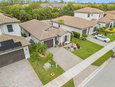 8805 Madrid Cir, Naples, FL 34104 - photo 2