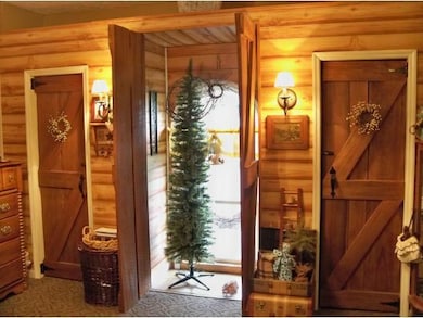 807 Fern Dr, Versailles, IN 47042 - photo 6