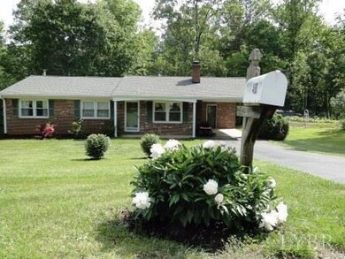 483 Westview Cir, Lynchburg, VA 24504 - photo 4