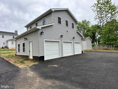 2415 N Broad St, Colmar, PA 18915 - photo 4