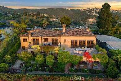 1330 Temple Hills Dr, Laguna Beach, CA 92651 - photo 2