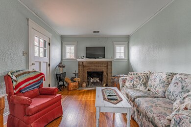 1022 Tremont St, Lincoln, IL 62656 - photo 6